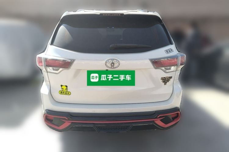 Used Toyota Highlander 2017 2.0T Four-Wheel Drive Luxury Edition 7 Seats Rear