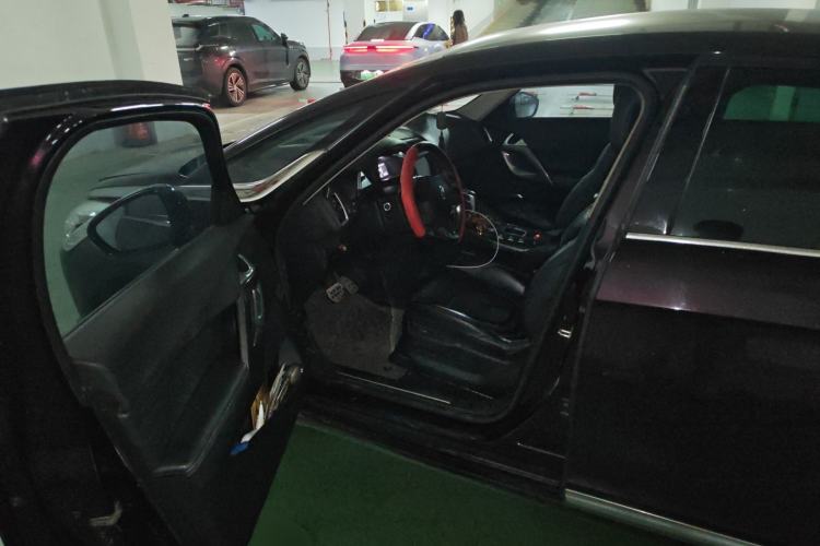 Used DS 5 2014 1.6T Luxury Edition THP160 Driver Seat