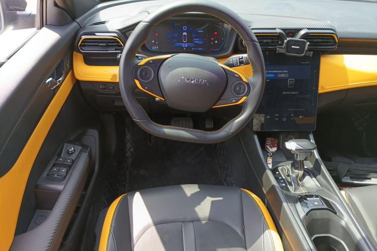 Used Dongfeng Aeolus Yixuan 2023 Mach Edition 1.5T Automatic Pursuit Rider Version Steering Wheel