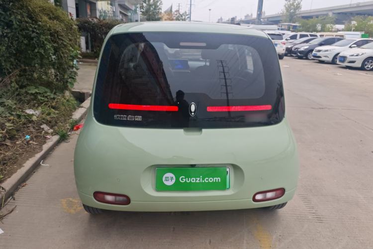 Used ORA White Cat 2022 Upgraded Model 305km Range Luxury Version Lithium-Ion Battery
