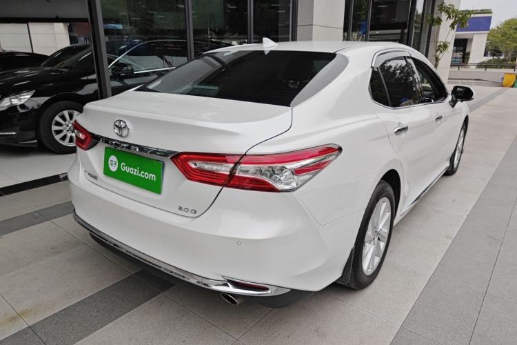 Used Toyota Camry 2023 2.0G Luxury Edition