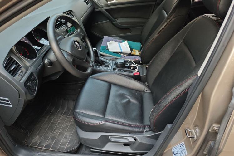 Used Volkswagen Golf 2015 1.6L Automatic Fashion Model