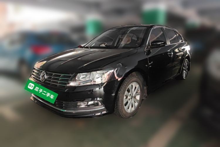 Used Volkswagen Lavida 2015 1.6L Manual Comfort Edition