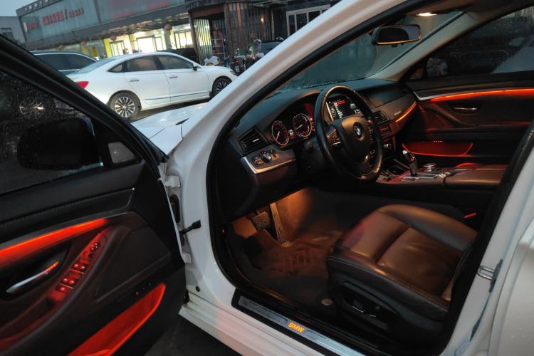 Used BMW 5 Series 2014 525Li Luxury Design Package
