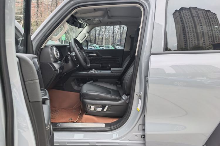 Used Tank 300 2025 2.0T Conqueror
