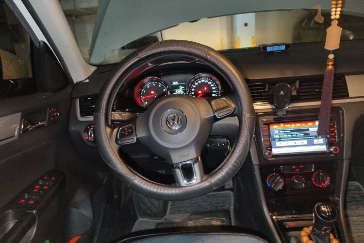 Used Volkswagen Bora 2015 Zhuihui Edition 1.6L Manual Comfort Model
