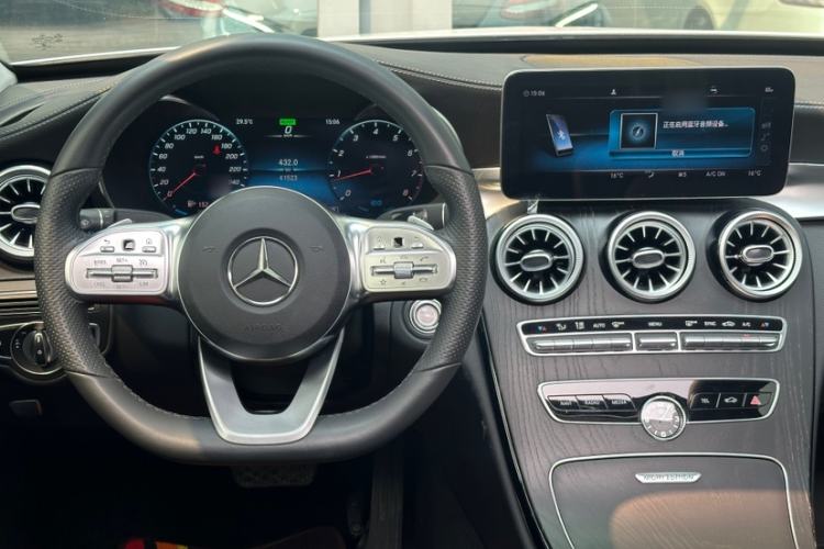Used Mercedes-Benz C-Class 2021 C 260 L Sport Edition Star Collection Interior 4