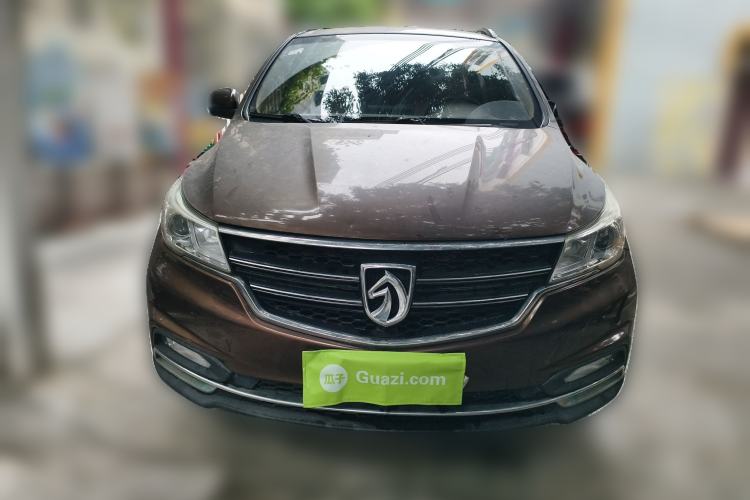 Used Baojun 730 2017 1.5T Manual Fashion Version 7 Seats China V Emission Standard Front
