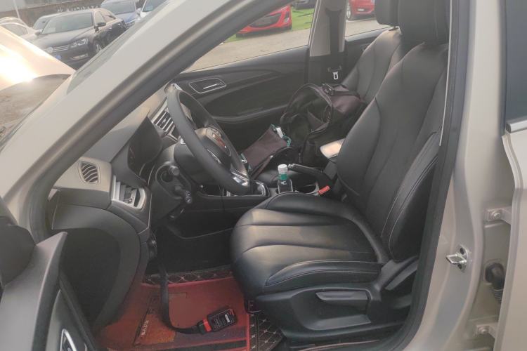 Used Roewe i5 2020 1.5L Manual 4G Connect Leehao Flagship Edition
