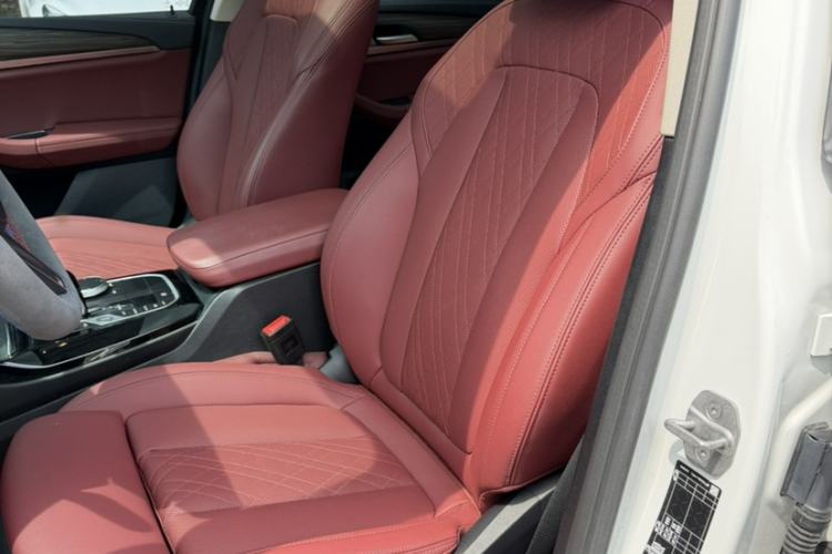 Used BMW X3 2022 xDrive30i Luxury Model M Night Sky Package Interior 13