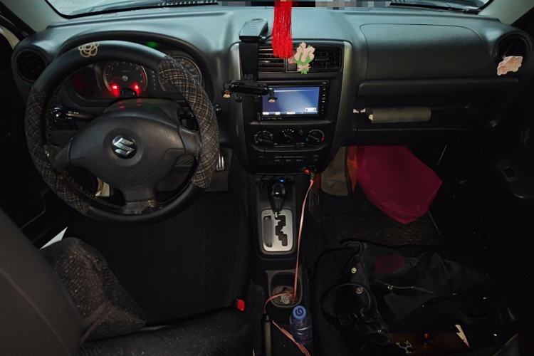 Used Suzuki Jimny 2011 1.3 AT
