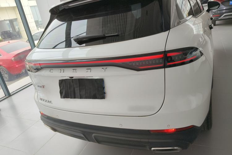 Used Chery Tiggo 8 L 2024 2.0T Two-Wheel Drive Luxury Edition 5 Seats
