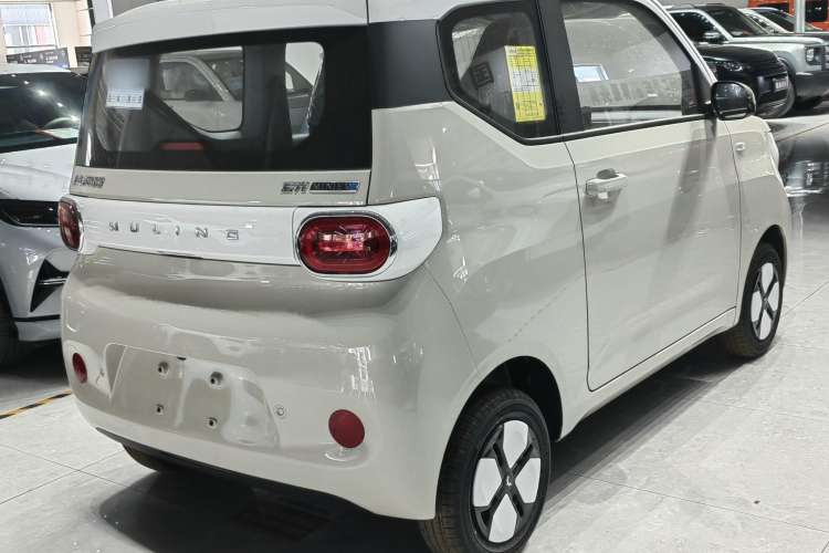 Used Wuling Hongguang MINIEV 2024 3rd Generation 215km Advanced Version