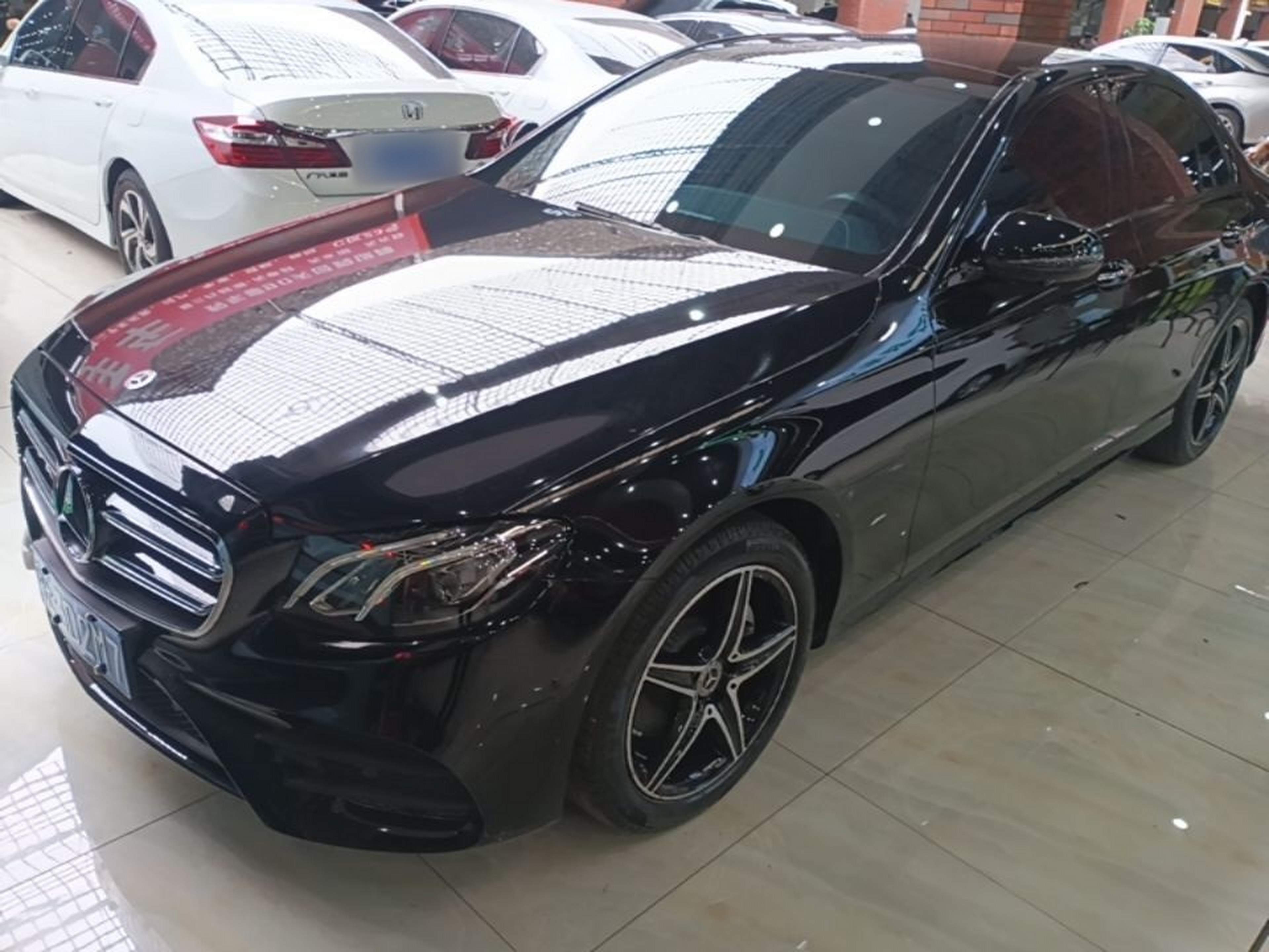 Sous le capot