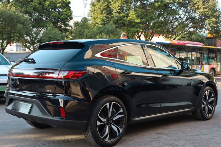 Used SERES SF5 2021 Four-Wheel Drive Freedom Expedition Edition
