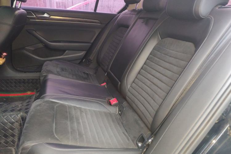 Used Volkswagen Magotan 2018 330TSI DSG Luxury Model
