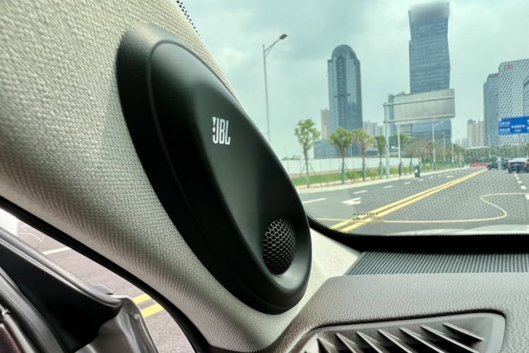 Used Toyota Highlander 2022 Dual-Engine 2.5L Four-Wheel Drive Supreme Edition 7-Seater Interior 15