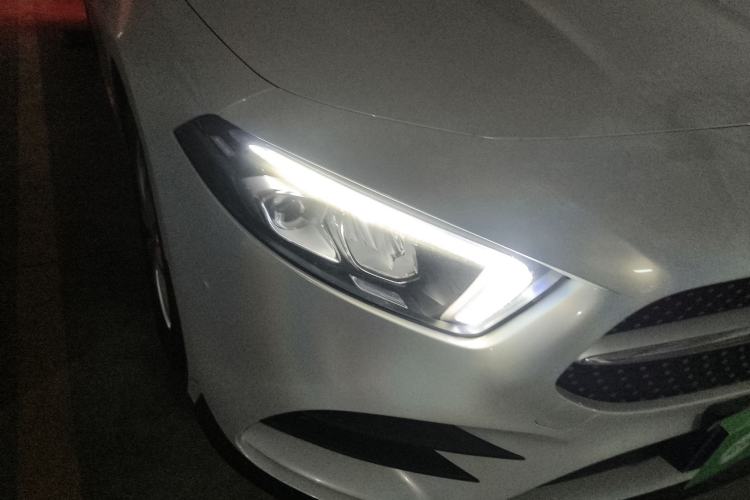 Used Mercedes-Benz A-Class 2021 A 200 L Sport Sedan Fashion Model
