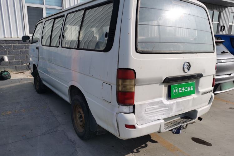 Used Golden Dragon Hiace 2010 2.0L Standard-Wheelbase Premium Version V19
