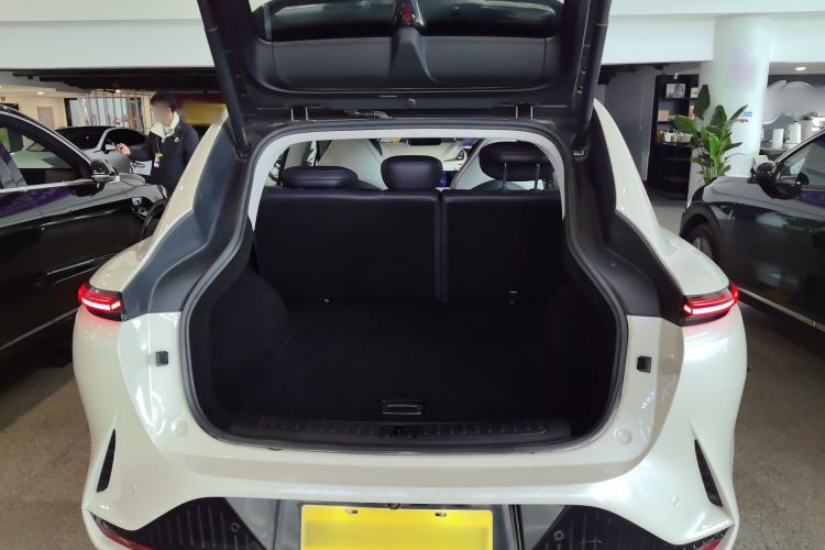 Used IM LS7 2023 77 kWh Urban Fit Pro Rear-Wheel Drive Version
