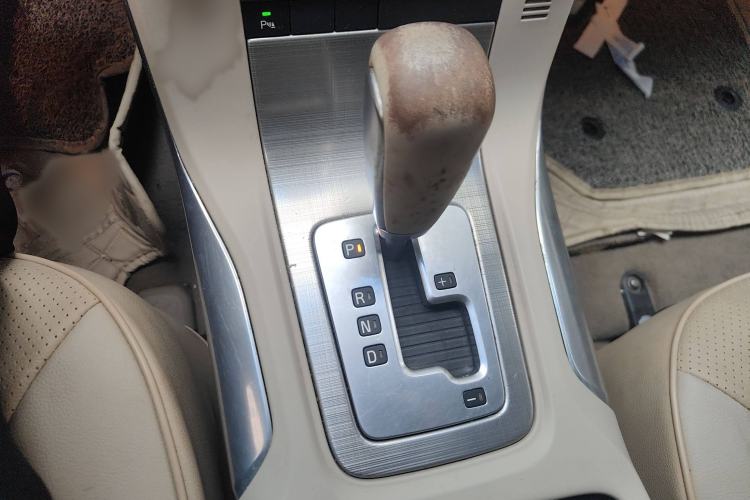 Used Volvo S80L 2011 2.0T Zhiya Edition
