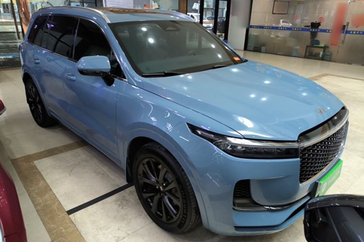 Used Li Auto ONE 2021 Extended-Range 6-Seater Version Front Right 45 Deg