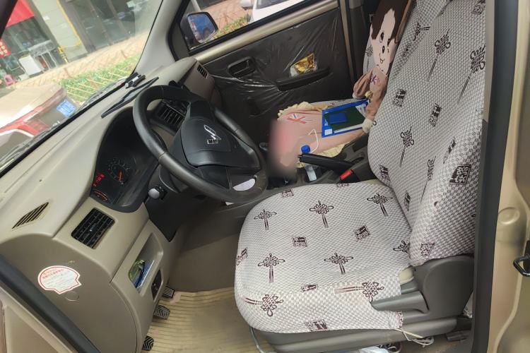 Used Wuling Rongguang V 2016 1.2L Practical Version
