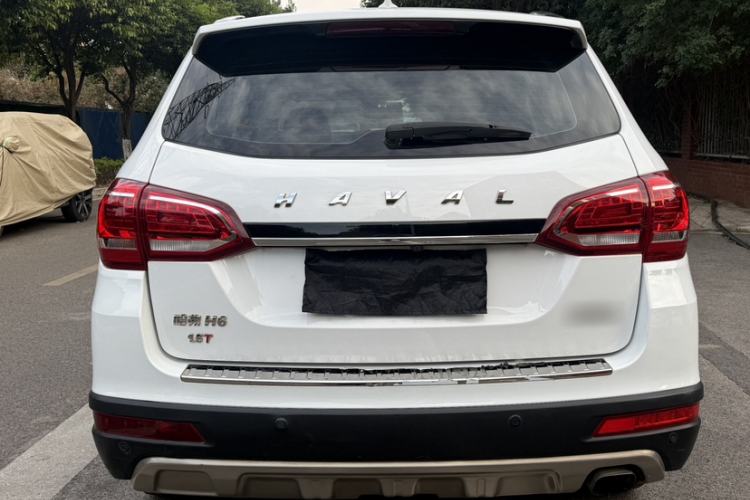 Used Haval H6 2015 Sport Edition 1.5T Automatic Two-Wheel Drive Luxury Model