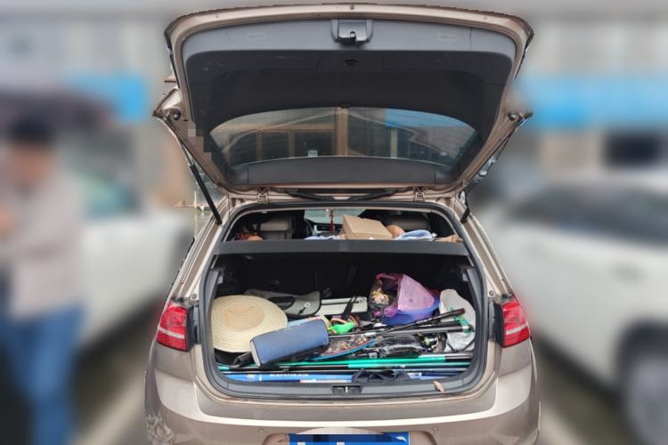 Used Volkswagen Golf 2014 1.4TSI Automatic Luxury Model Trunk