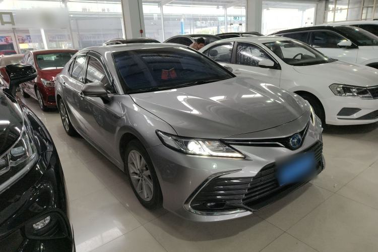 Used Toyota Camry 2021 Dual-Motor 2.5 HGVP Leading Edition Front Right 45 Deg