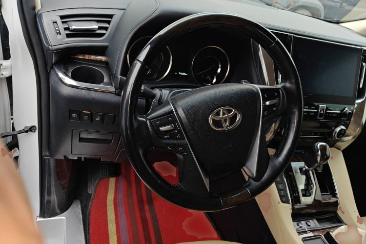 Used Toyota Alphard 2021 Dual-Engine 2.5L Luxury Edition