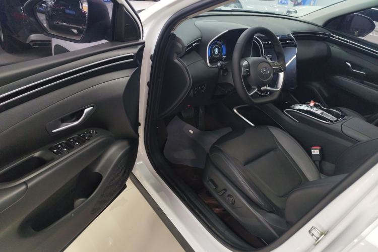 Used Hyundai Tucson 2023 Tucson L 1.5T Automatic Two-Wheel Drive DLX Luxury Edition Driver Seat