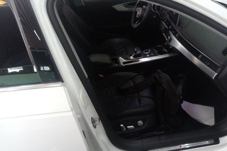 Used Audi A4L 2018 30th Anniversary Edition 40 TFSI Fashion Model