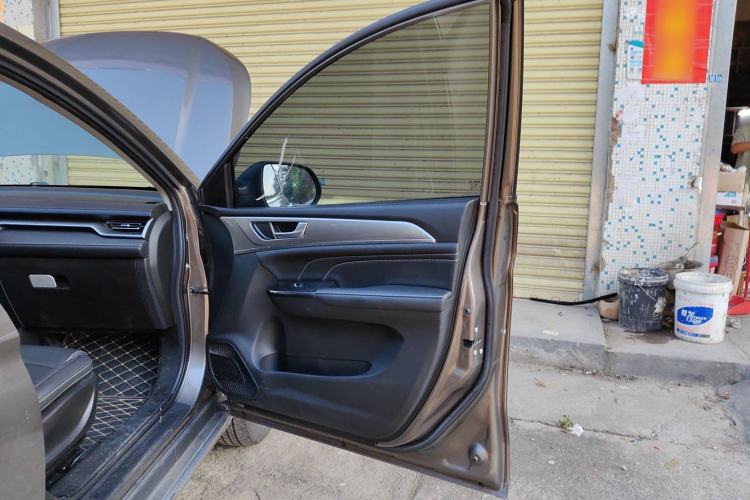 Used Haval M6 2021 PLUS 1.5T DCT Prestige Smart Connectivity Model
