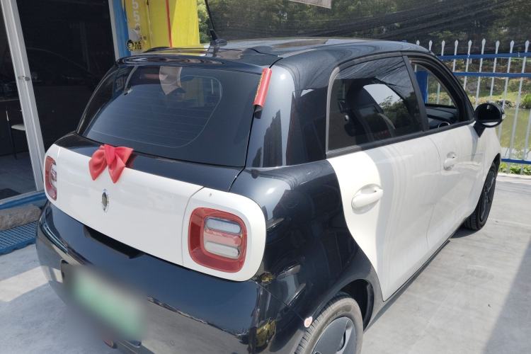 Used ORA Black Cat 2021 301 km Basic Version
