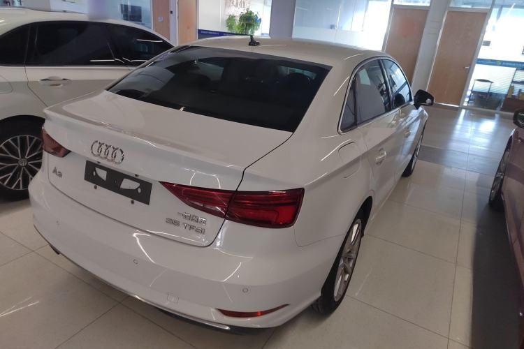 Used Audi A3 2019 Limousine 35 TFSI Ambition China V
