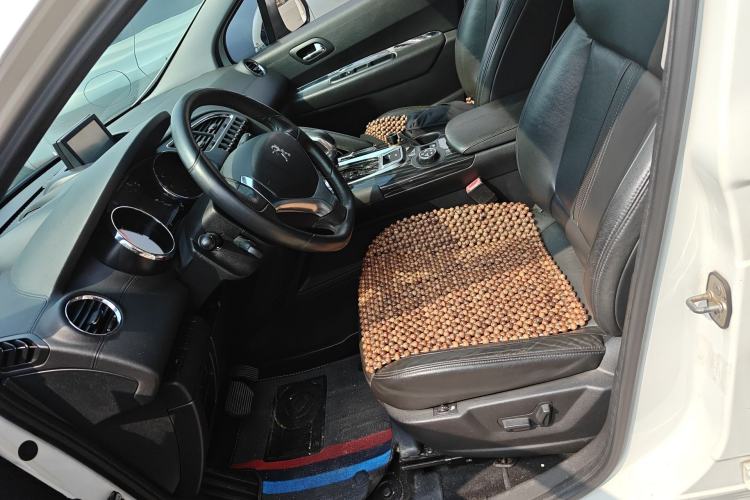 Used Peugeot 3008 2013 1.6THP Automatic Trend Edition Left Front Seat