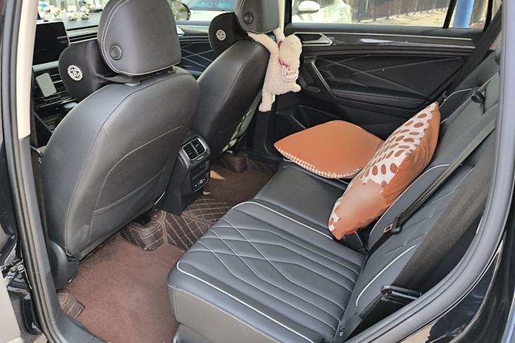 Used Volkswagen Tiguan L 2022 330TSI Automatic Two-Wheel Drive R-Line Enhanced Edition
