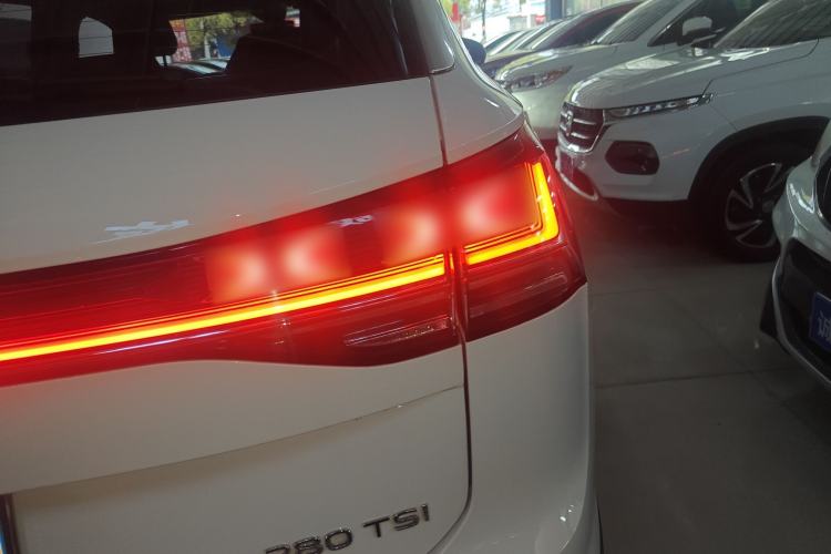 Used Volkswagen Tayron 2023 280TSI Two-Wheel-Drive Luxury Plus Advanced Version
