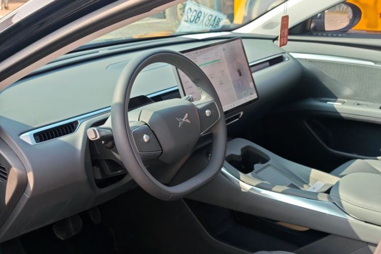 Used XPeng MONA M03 2024 620 with Ultra-Long Range
