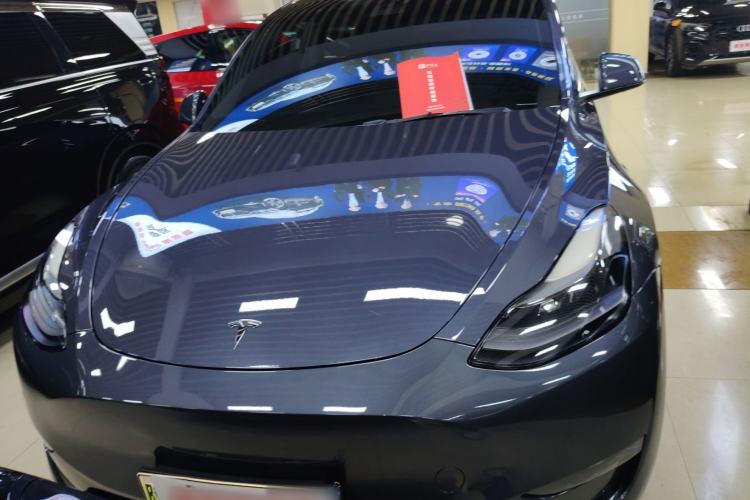 Used Tesla Model Y 2021 Standard Range Rear-Wheel Drive Version Front