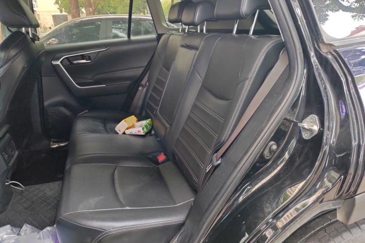 Used Toyota Wildlander 2020 2.0L CVT 4x4 Luxury Edition