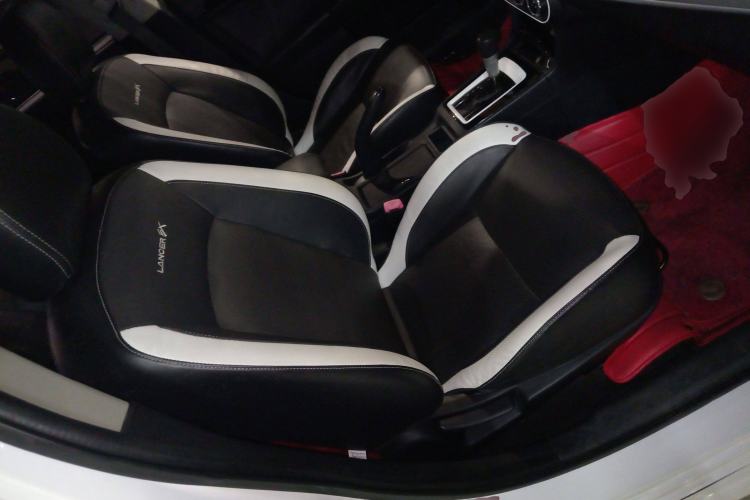 Used Mitsubishi Lancer EX 2016 1.8L CVT Black-and-White Retro Edition
