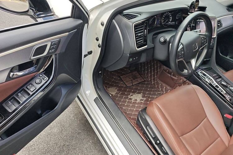 Used Honda Spirior 2017 Hybrid 2.0L Pure Drive Edition
