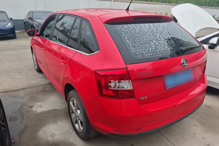 Used Skoda Rapid Spaceback 2016 Revised 1.6L Automatic Chuanxing Version Rear Left 45 Deg