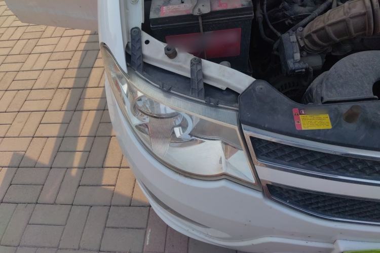 Used Wuling Hongguang 2014 1.5L S Standard Version Exterior 6