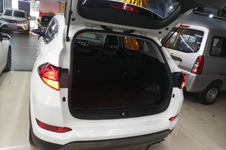 Used Hyundai Tucson 2015 1.6T Dual-Clutch Two-Wheel-Drive Smart Model
