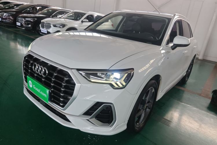 Used Audi Q3 2019 40 TFSI Fashion Dynamic Model
