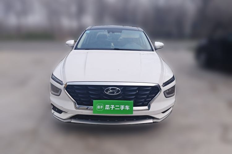 Used Hyundai Mistra 2021 1.8L CVT LUX Premium Edition Front