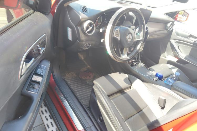 Used Mercedes-Benz GLA 2018 GLA 200 Sport Edition Driver Seat